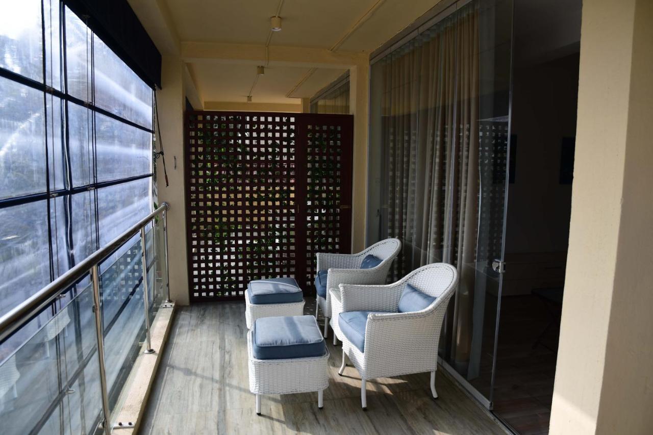 Ten30 Hikkaduwa Exterior photo