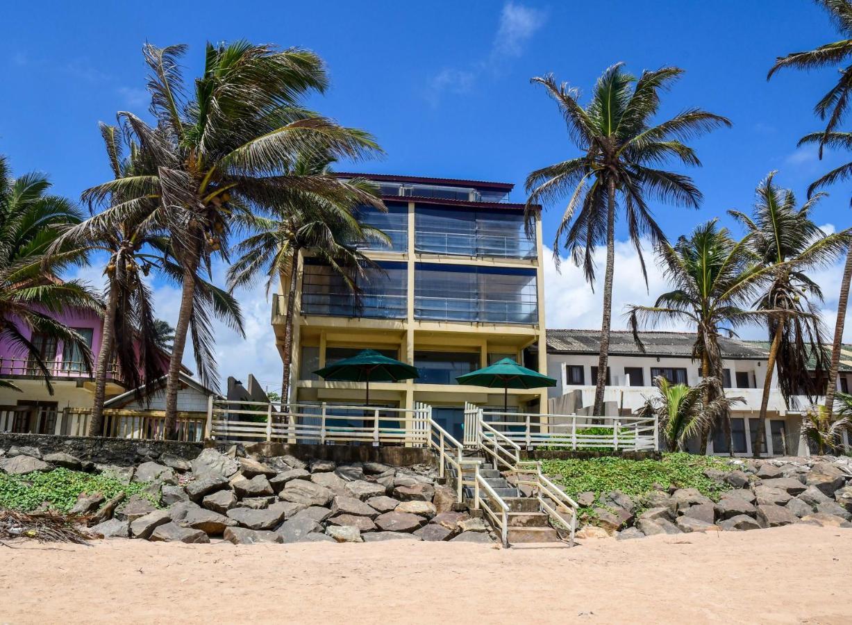 Ten30 Hikkaduwa Exterior photo