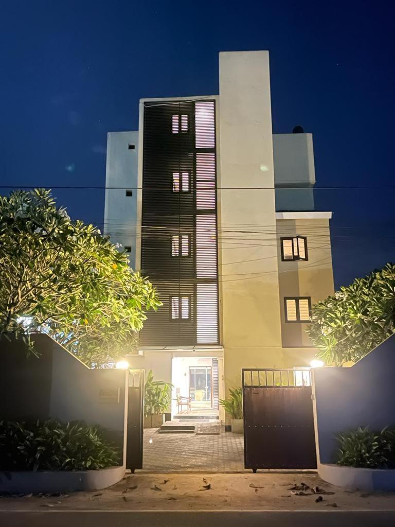 Ten30 Hikkaduwa Exterior photo